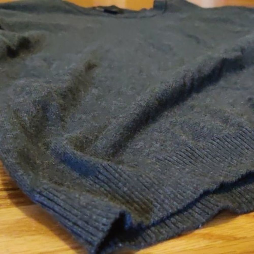 Sweater V-Neck - Picture 3 of 5